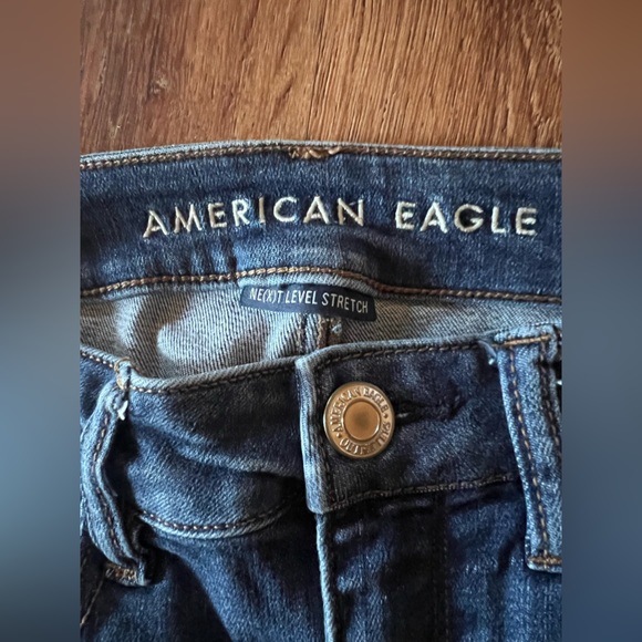 American Eagle no hole jeans size 4 regular - Picture 4 of 4